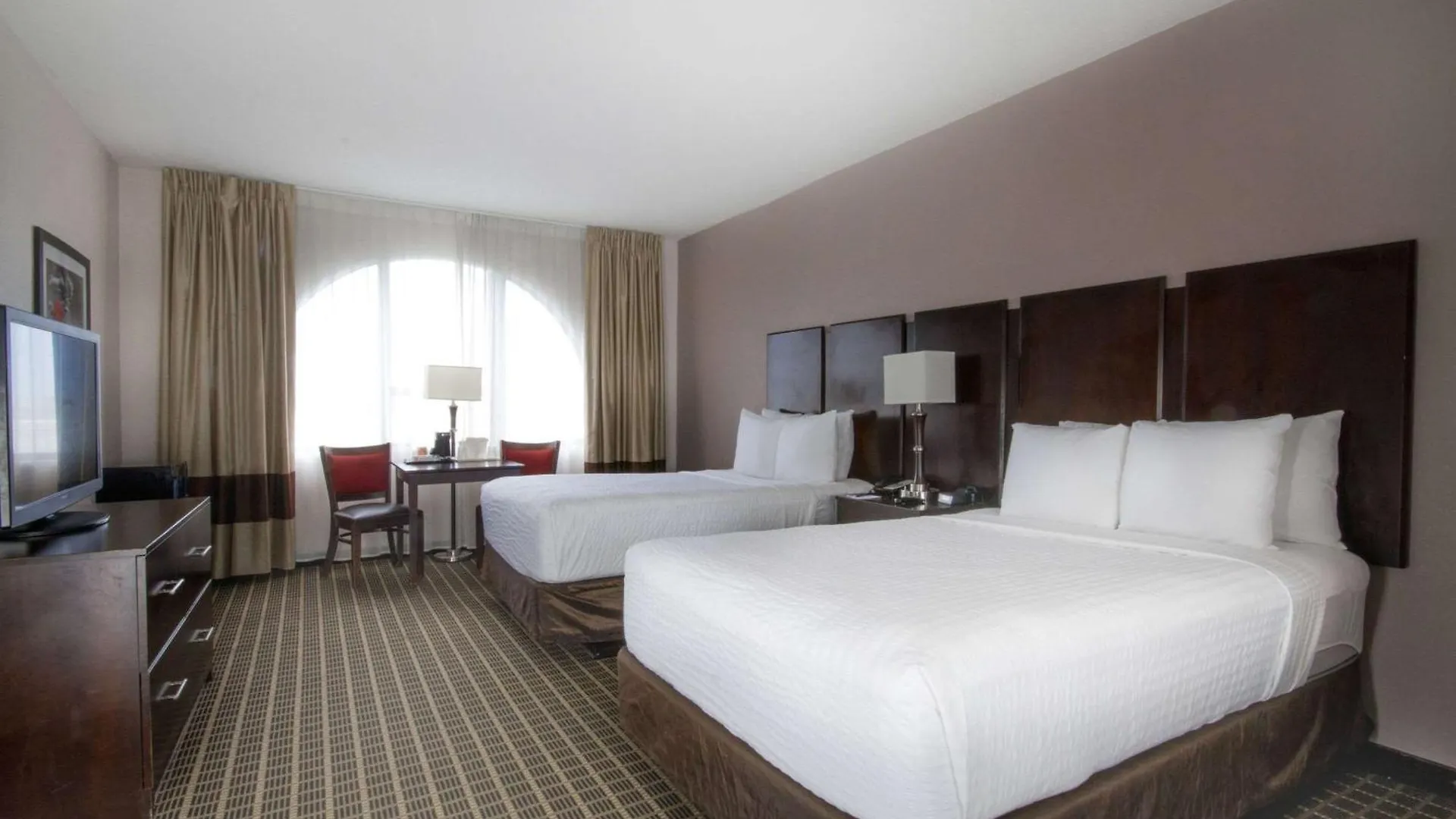 Hotel Clarion & Miami International Airport 2*