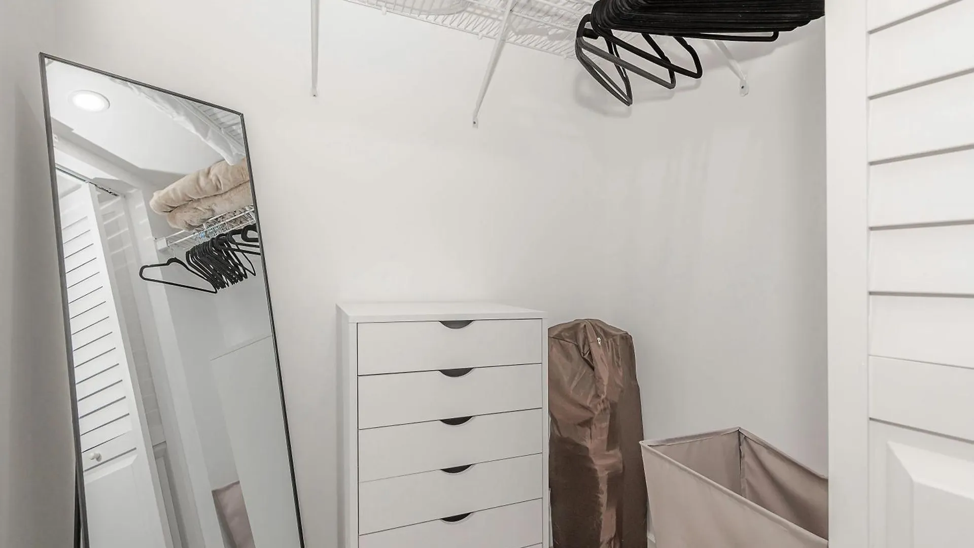 Apartment High Rise Brickell Modern *