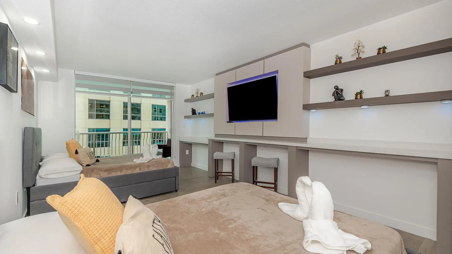 High Rise Brickell Modern