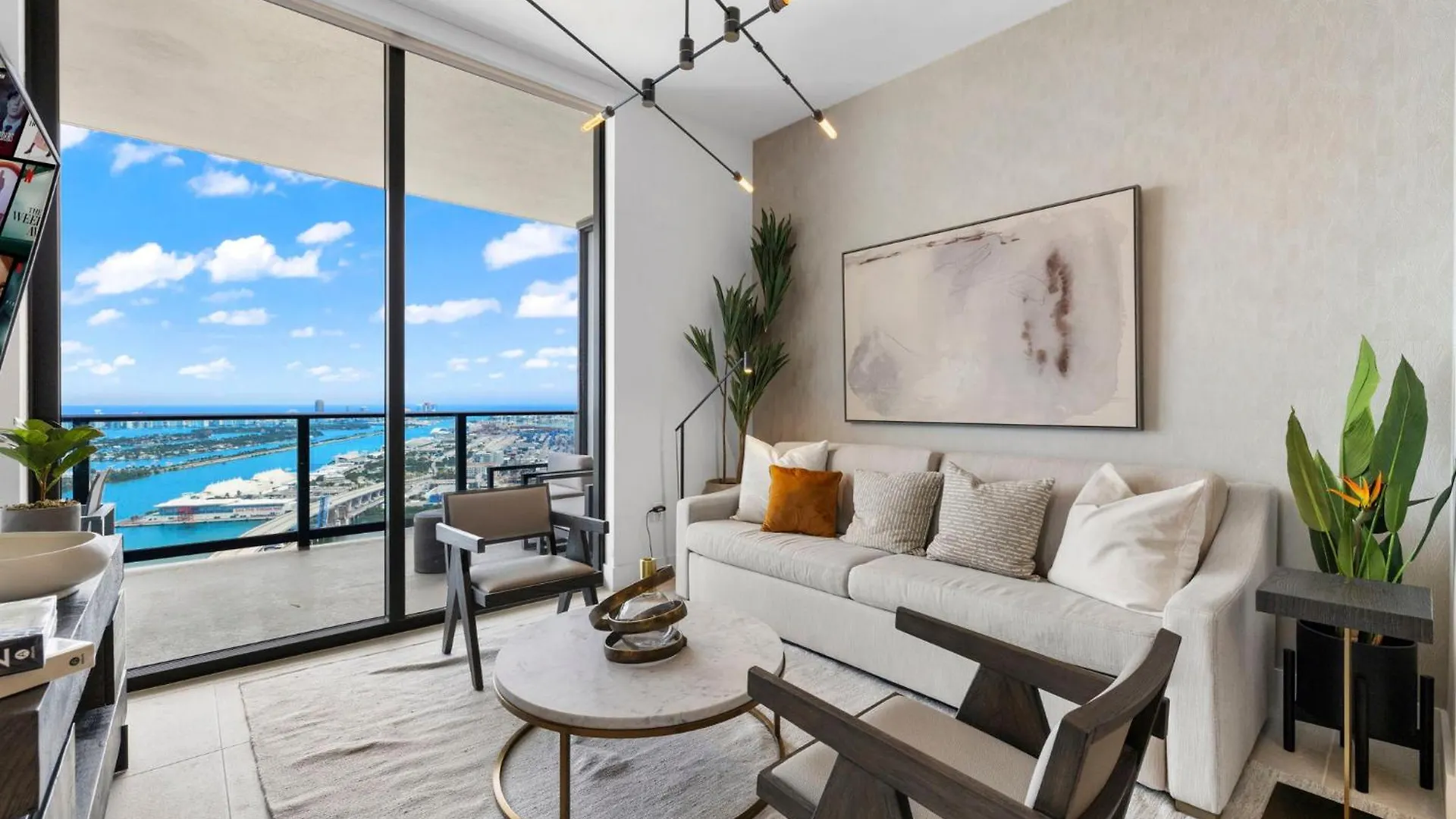 Апартаменты Free Parking! Ph Luxury 3br In Downtown