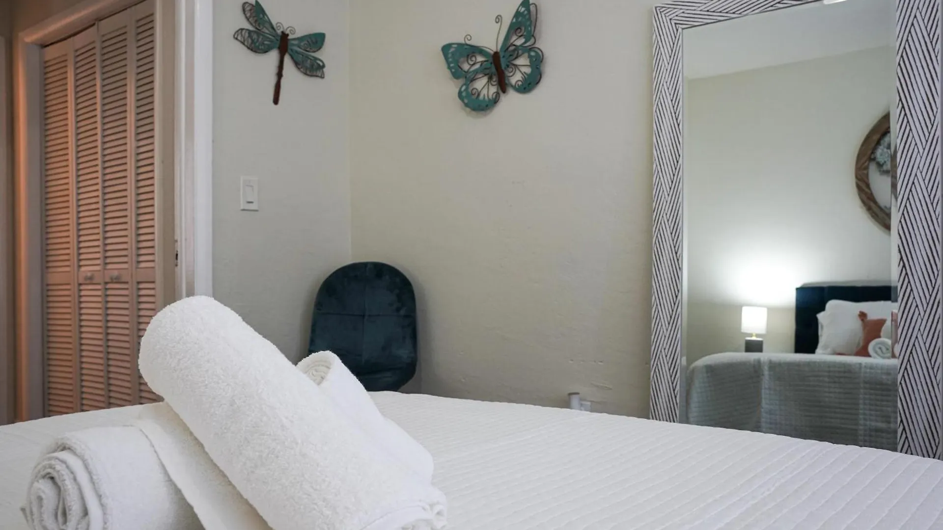 Authentic Vibe 1br Near Dt & Brickell * Miami