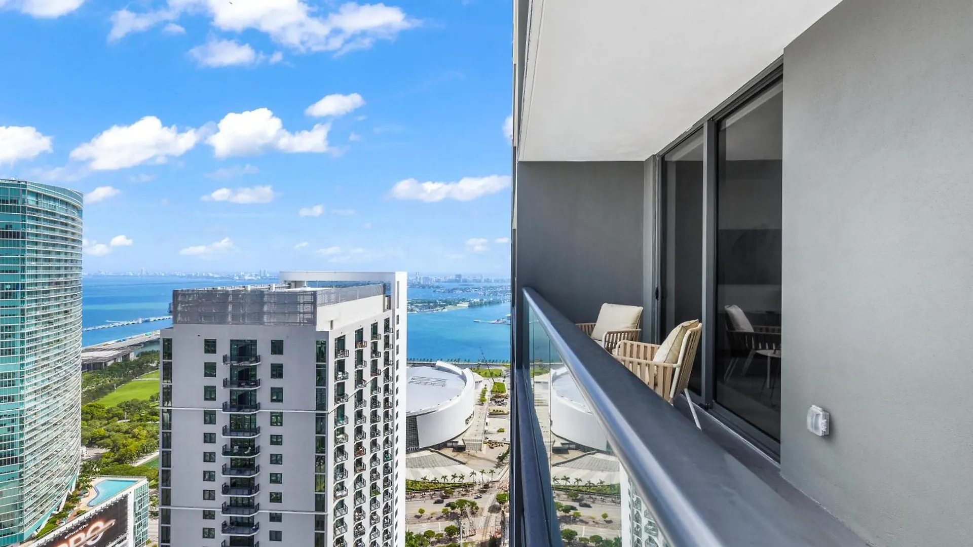 Luxury 45th-floor With Stunning Views *