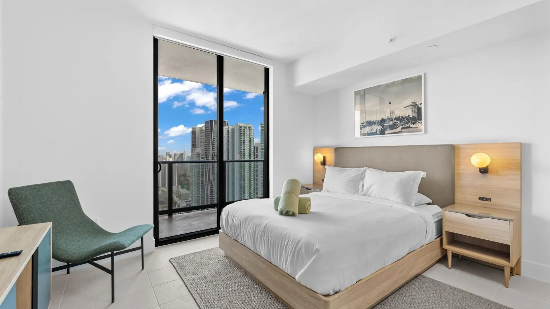 Luxury 45th-floor With Stunning Views 公寓