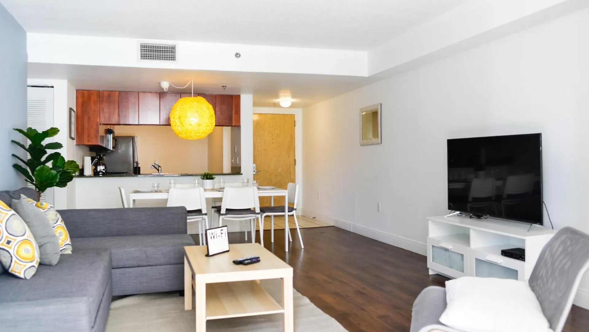 Amazing Brickell With Ocean-pool View شقة