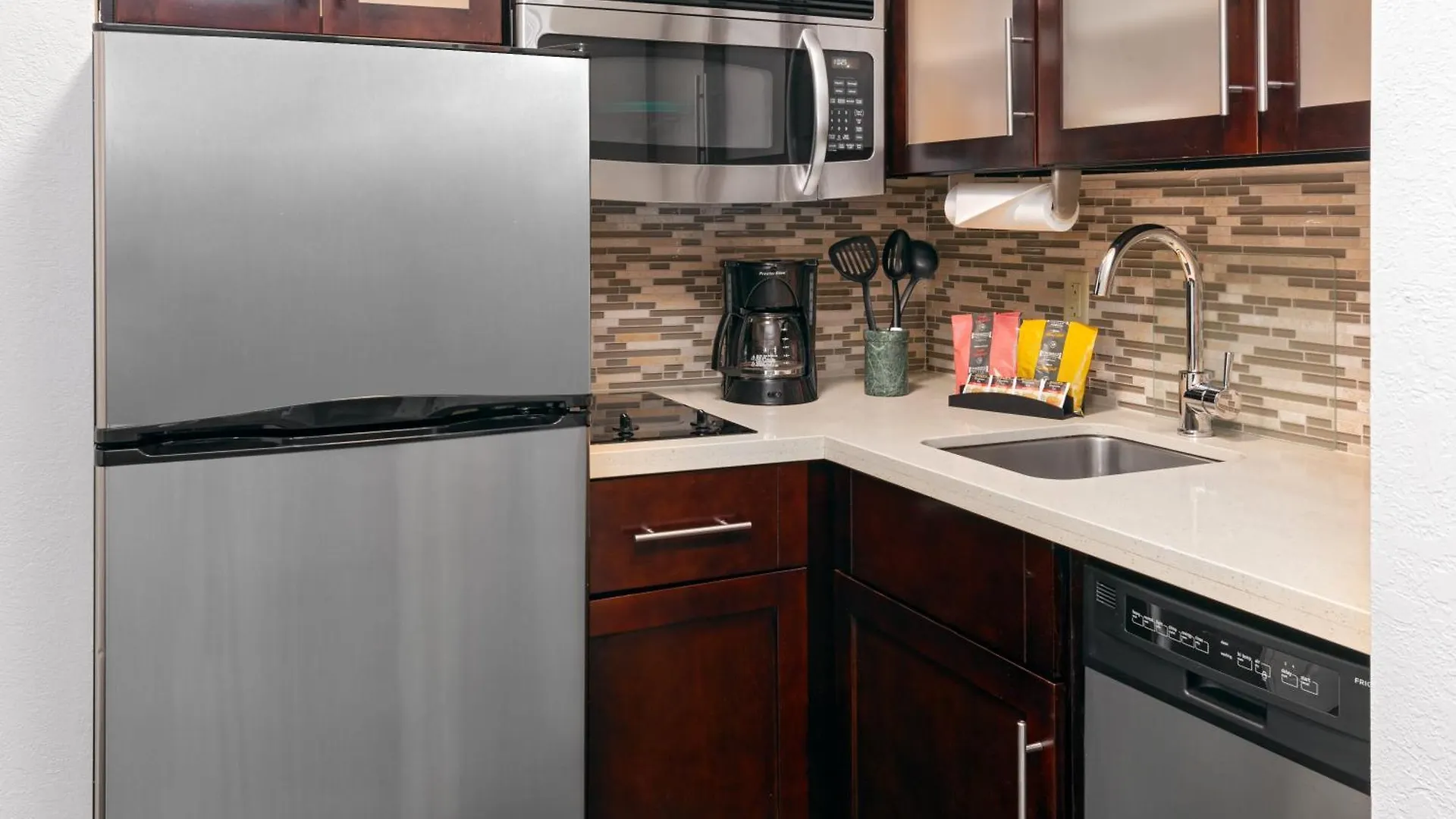 Staybridge Miami Area By Ihg