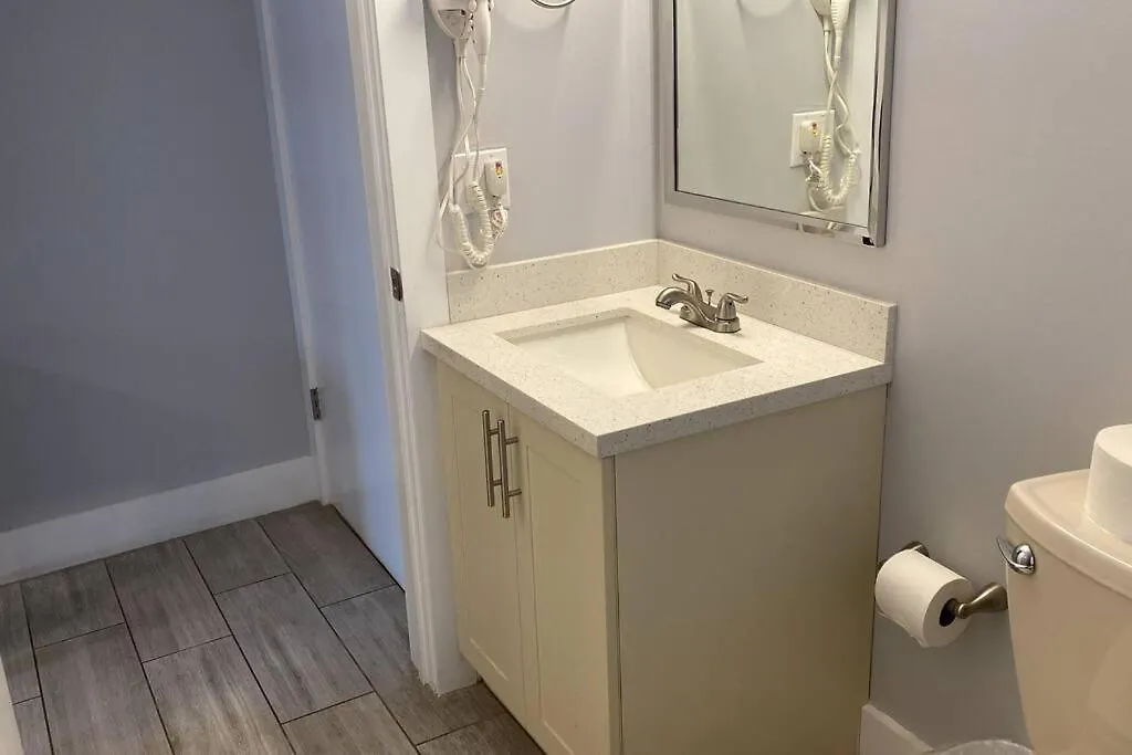 Spacious Private Close To Attractions * Miami