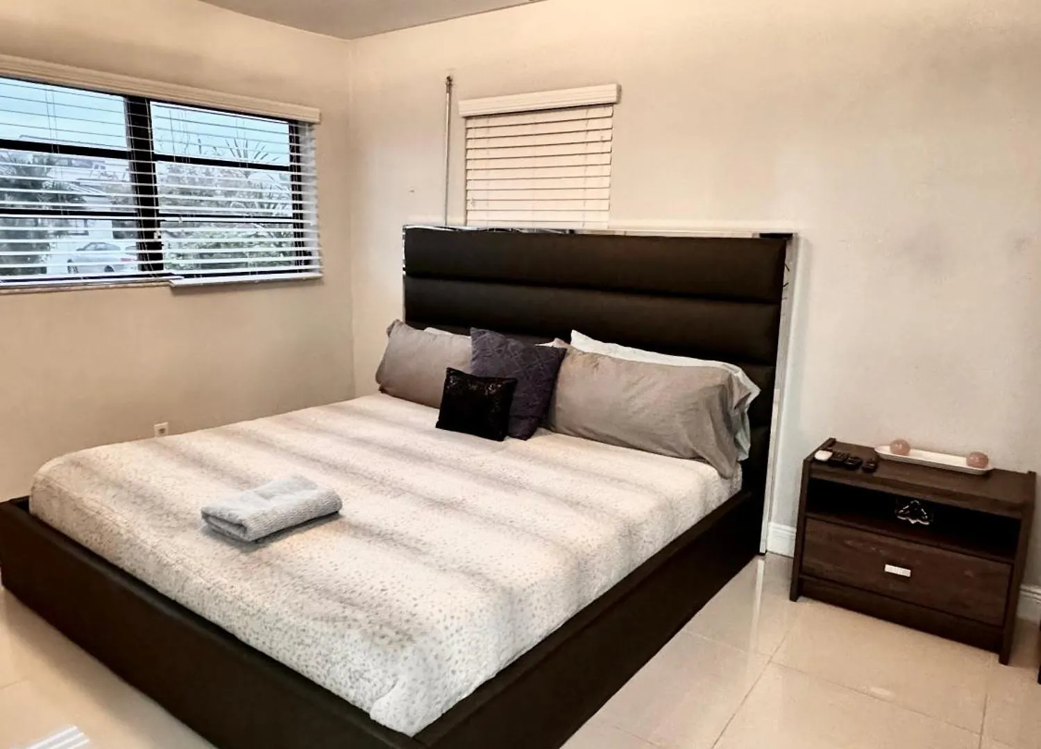 Modern Oversized 3 Bedroom In Location 迈阿密
