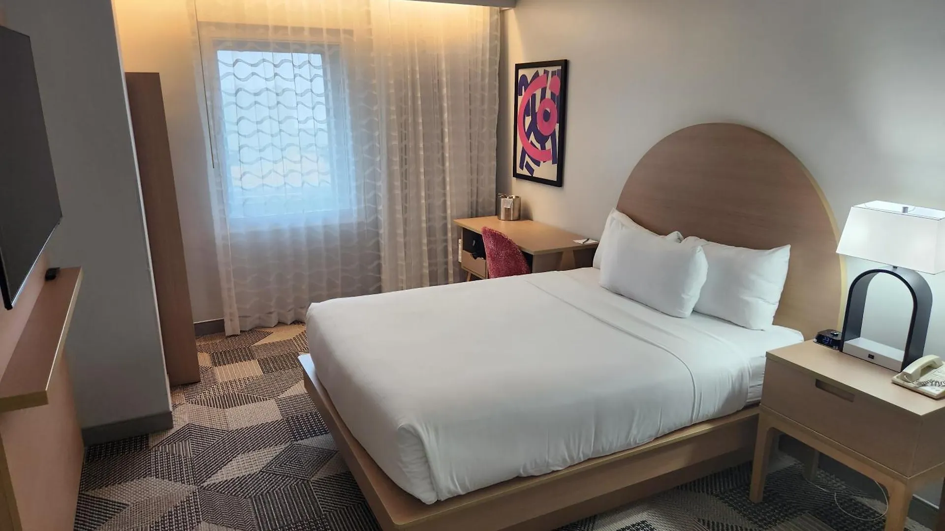 Hotel International Airport 3*