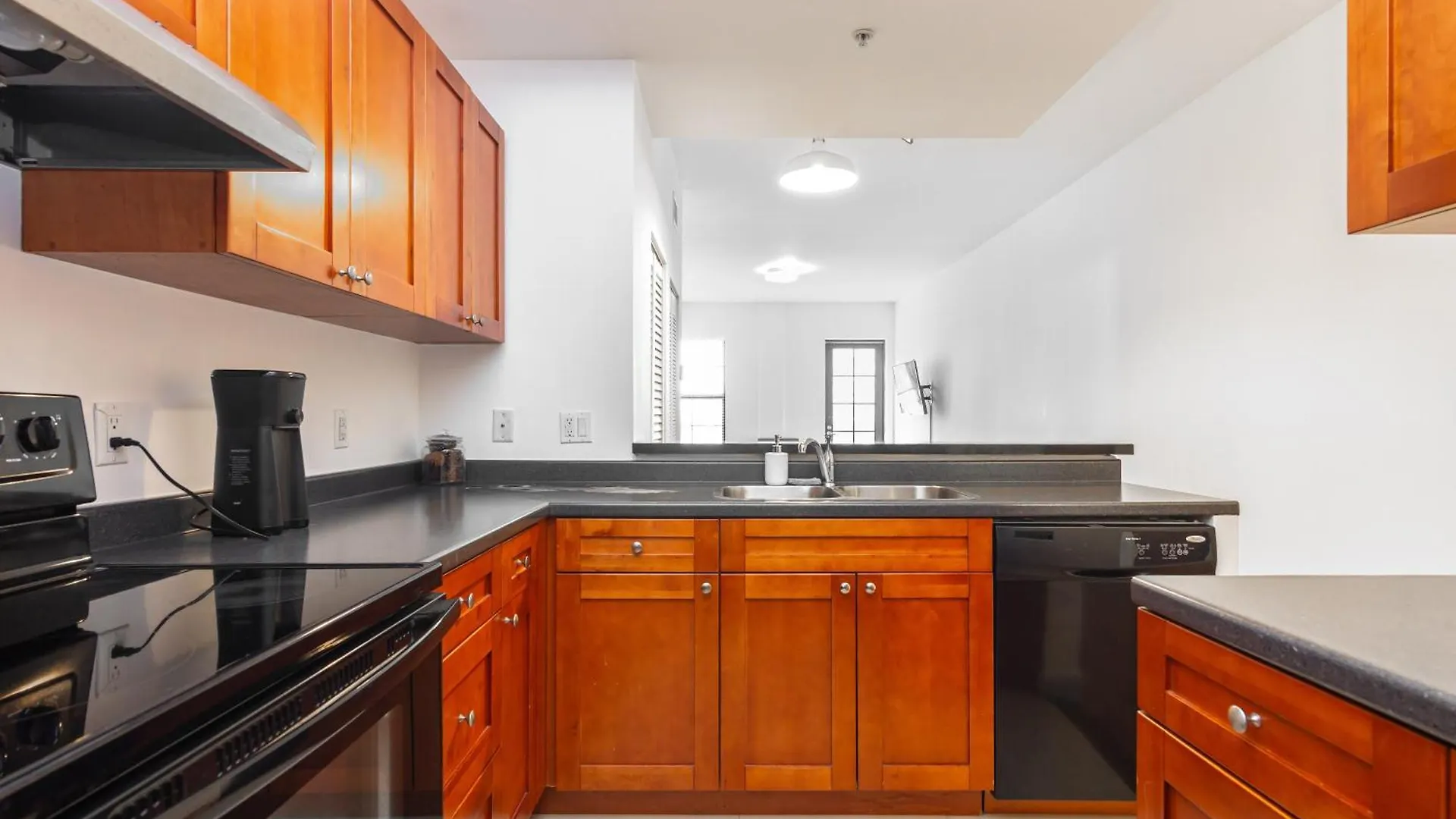 Downtown 2 Bedrooms
