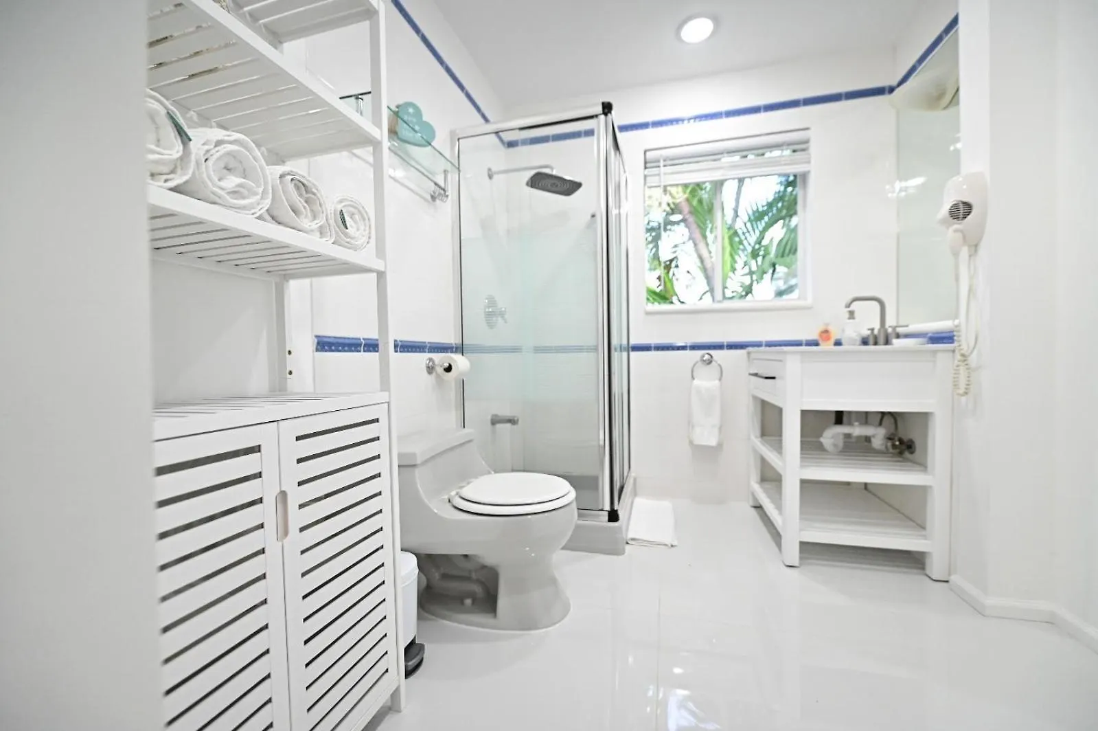 D' Mauchi Waterfront House Apartment *
