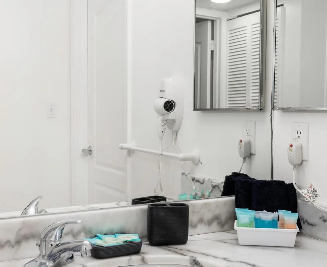 1bd With Free Parking And Amazing View Apartment *