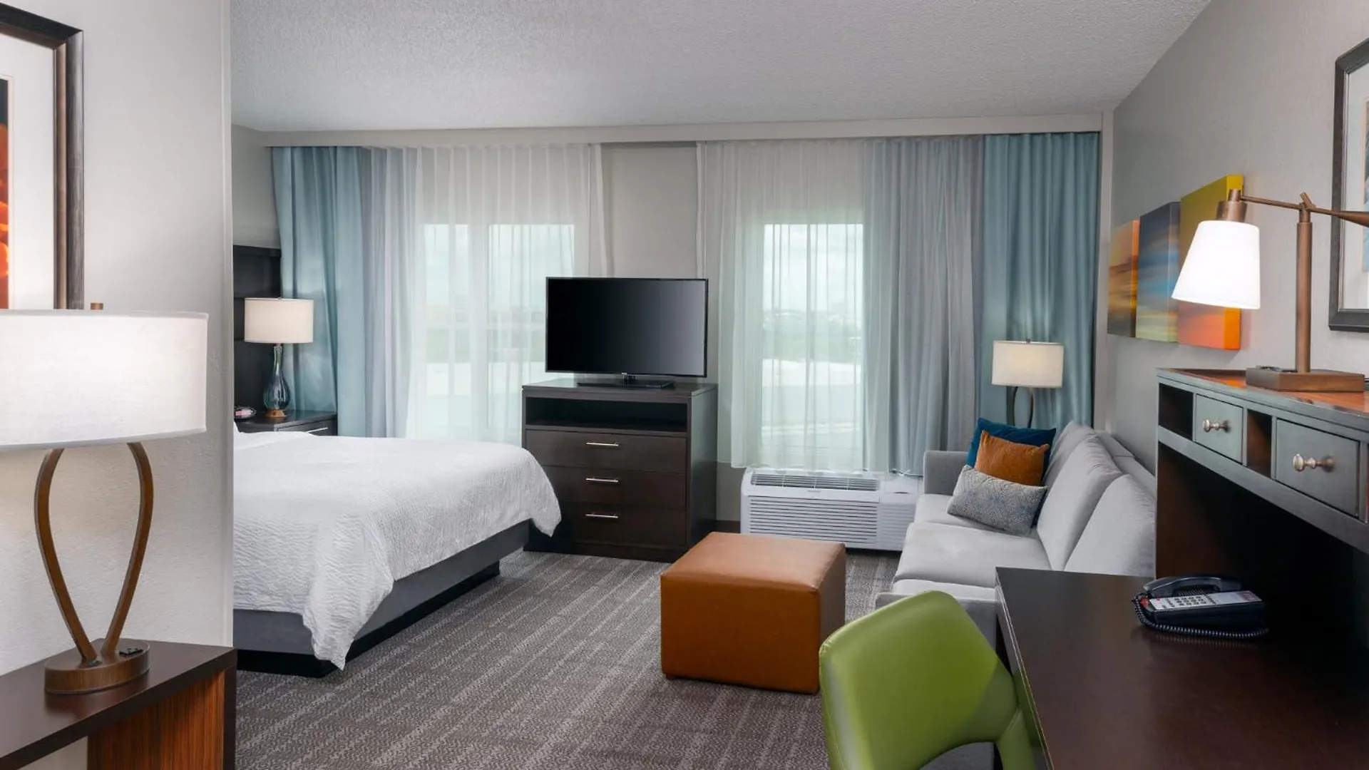 Staybridge Miami Area By Ihg Hotel