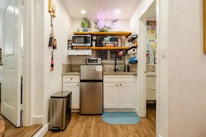 Stunning Little Havana Close To Airport, Calle Ocho, Brickell, Wynwood And The Beaches - Free Parking Apartamento *