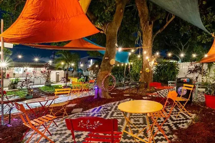 Stunning Little Havana Close To Airport, Calle Ocho, Brickell, Wynwood And The Beaches - Free Parking Apartamento Miami