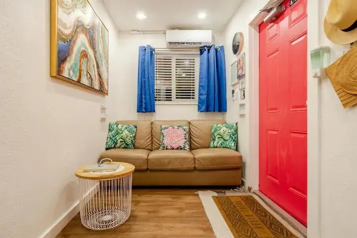 Stunning Little Havana Close To Airport, Calle Ocho, Brickell, Wynwood And The Beaches - Free Parking Apartamento Miami
