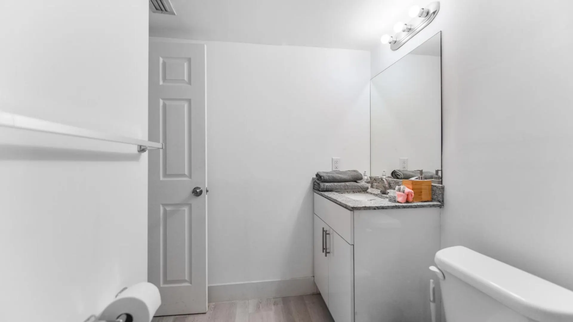 Experience Comfort Near Marlins Park Apartment