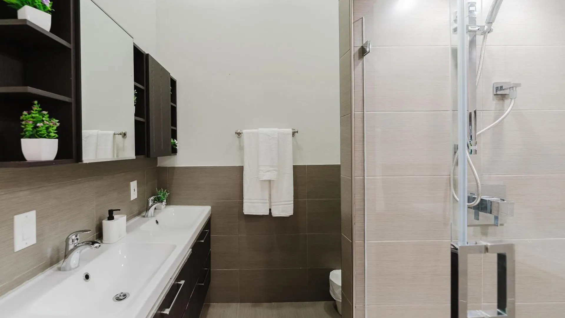 Vakantiehuis Beautiful Aventura Sleeps 26 Miami