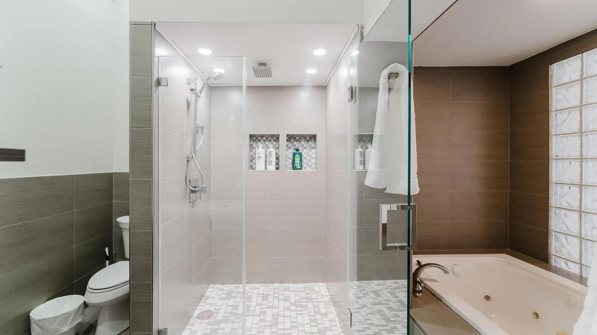 Vakantiehuis Beautiful Aventura Sleeps 26