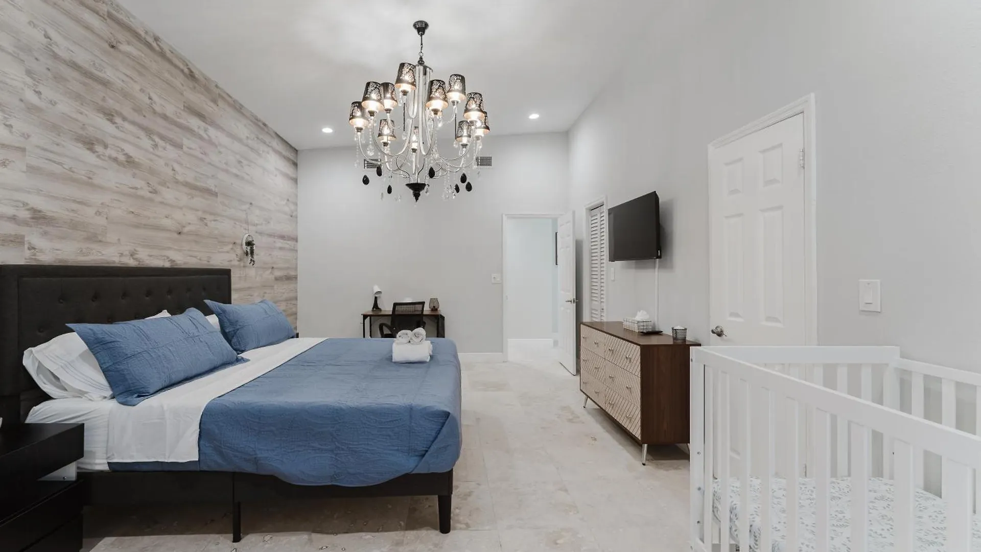 Vakantiehuis Beautiful Aventura Sleeps 26 Miami