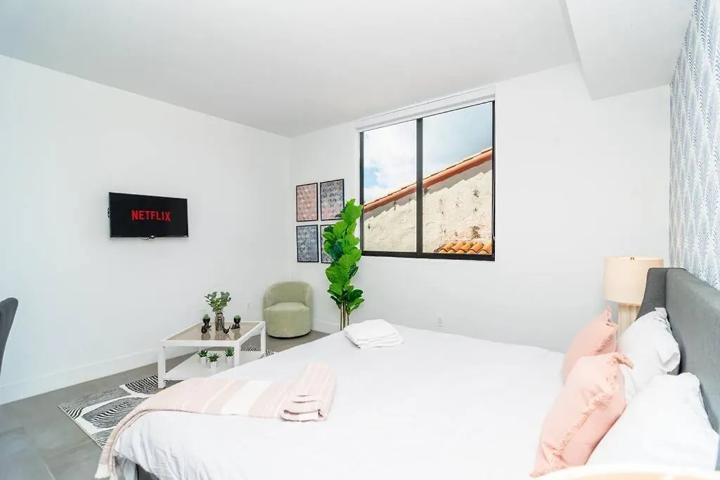 Lejlighed Centrally Located 1br With King Bed Near Brickell, Airport Downtown And Wynwood *