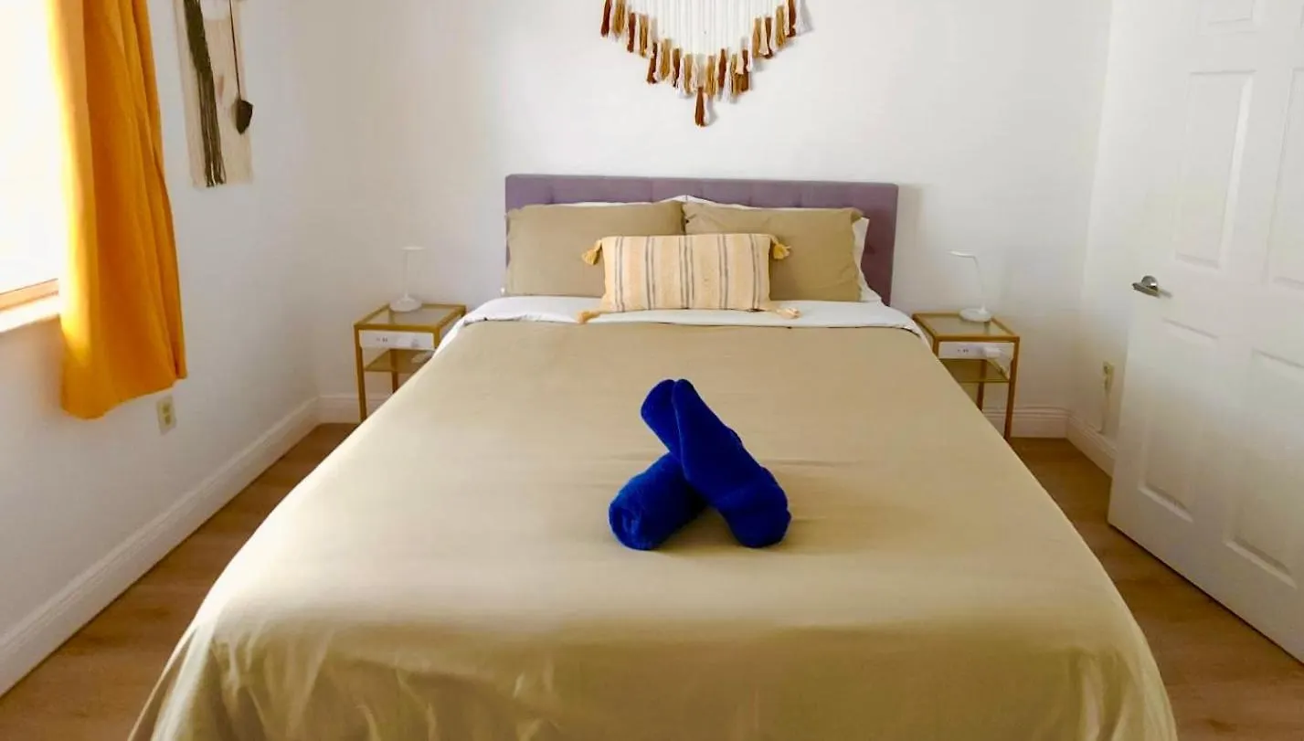 Intimate Casita Mia Minutes Away From Airport, Calle 8, Brickell, Coral Gables, The And More! Vila *