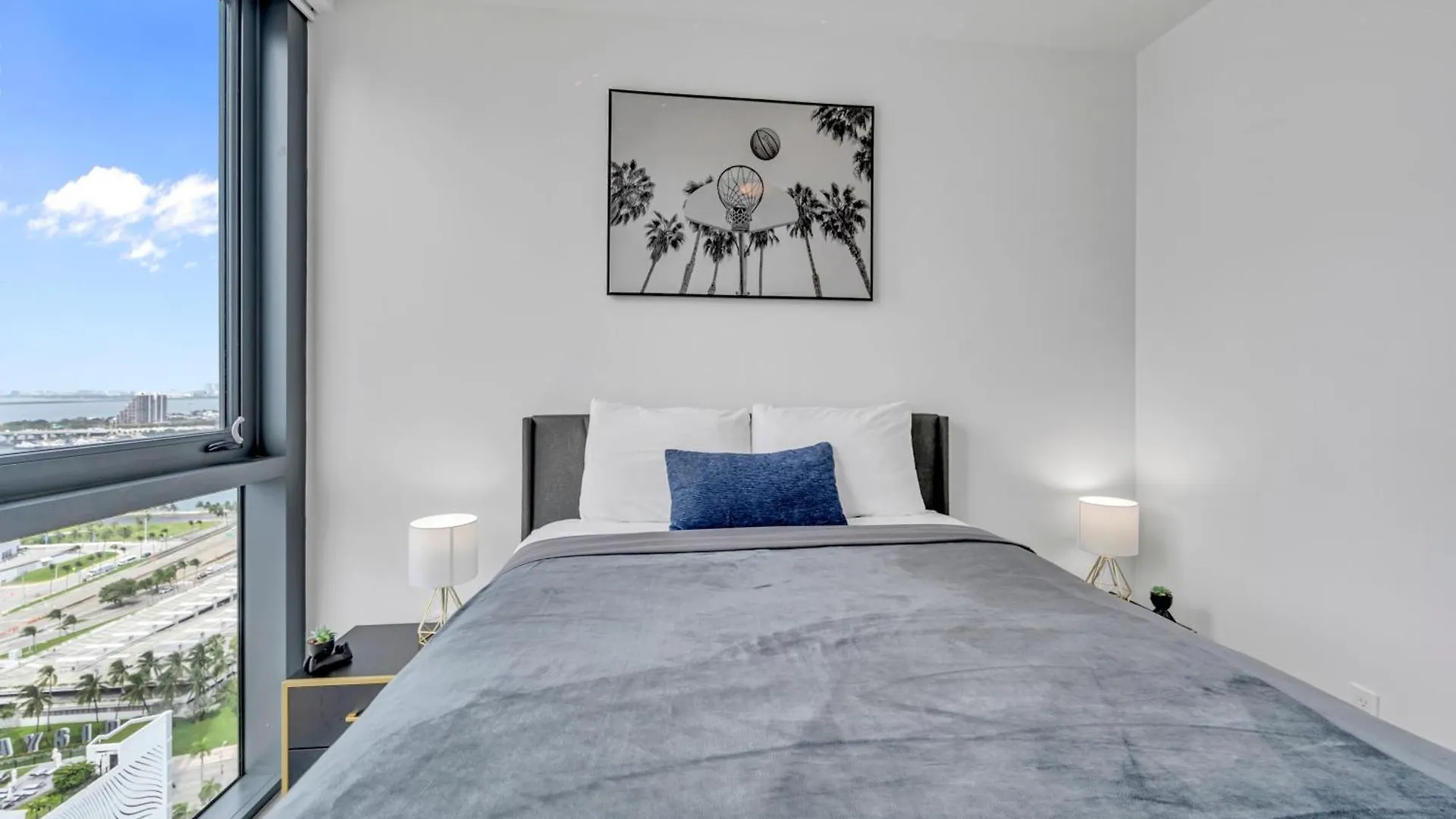Apartment Great 3 Beds 3 Baths Downtown Miami