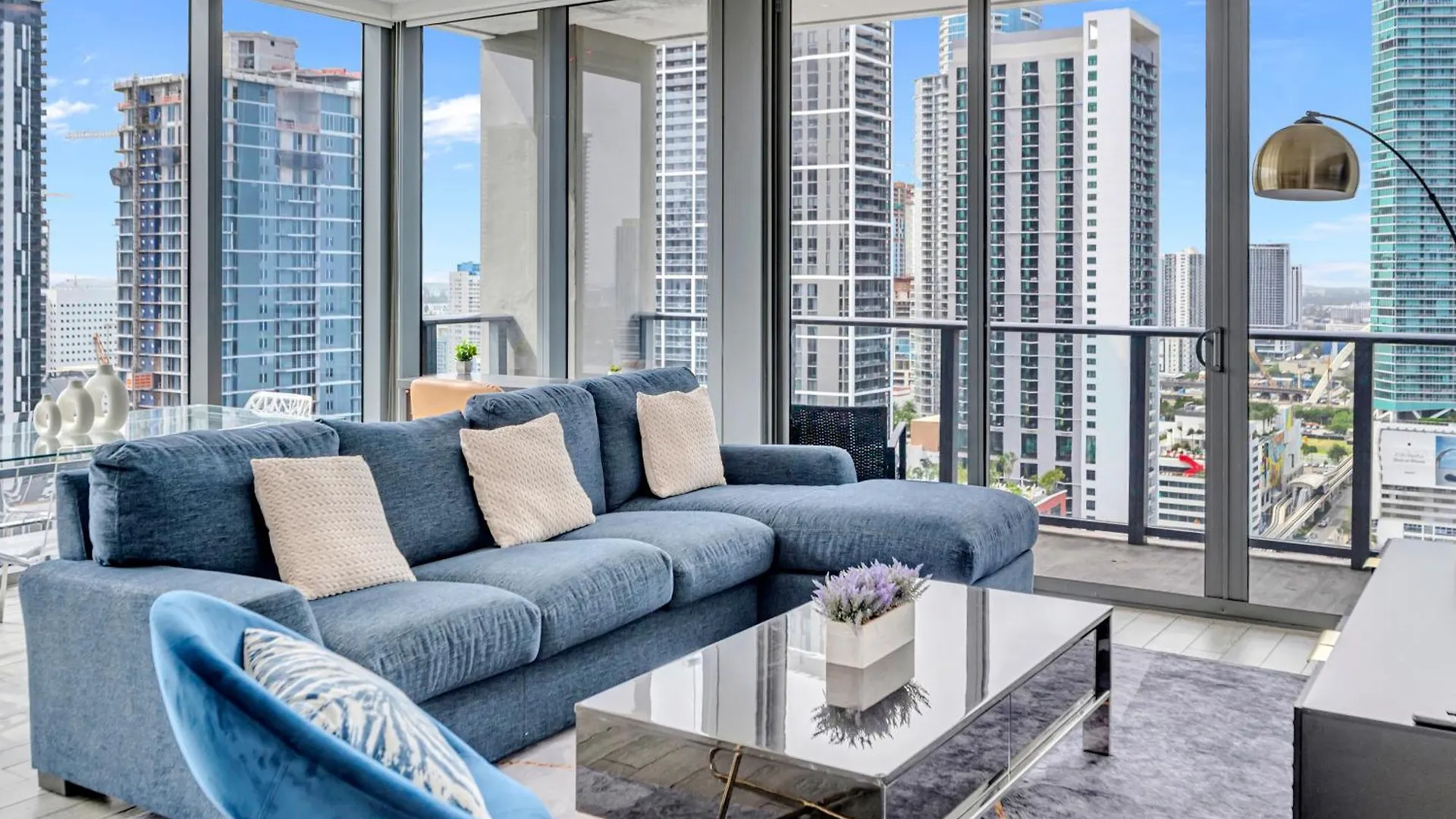 Apartment Great 3 Beds 3 Baths Downtown Miami