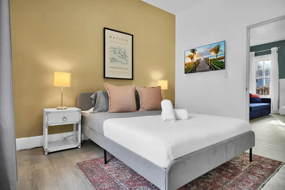 Casa vacanze Chateau Pool, Hottub And Parking Miami