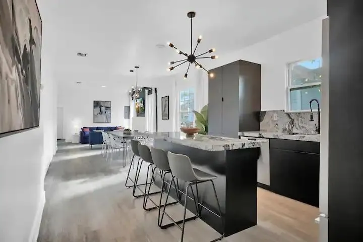 Casa vacanze Chateau Pool, Hottub And Parking Miami