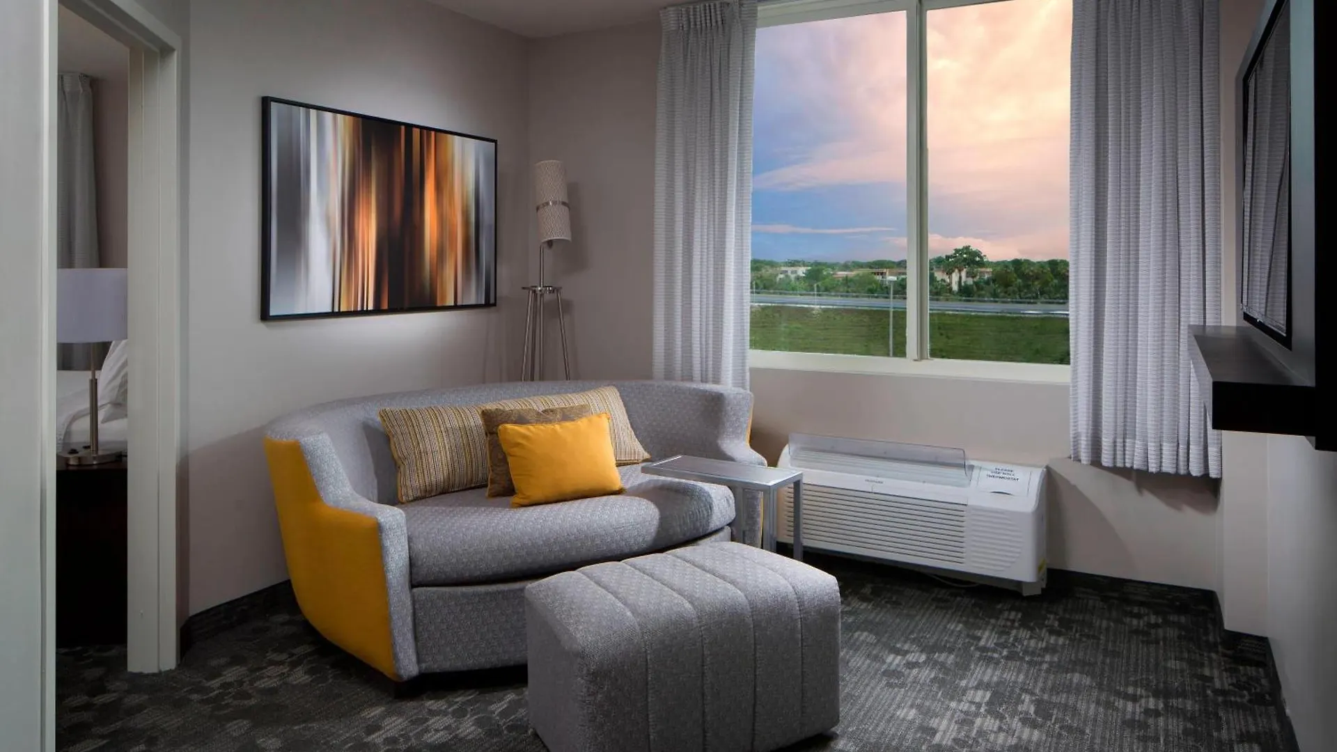 Courtyard Miami Dadeland Glenvar Heights