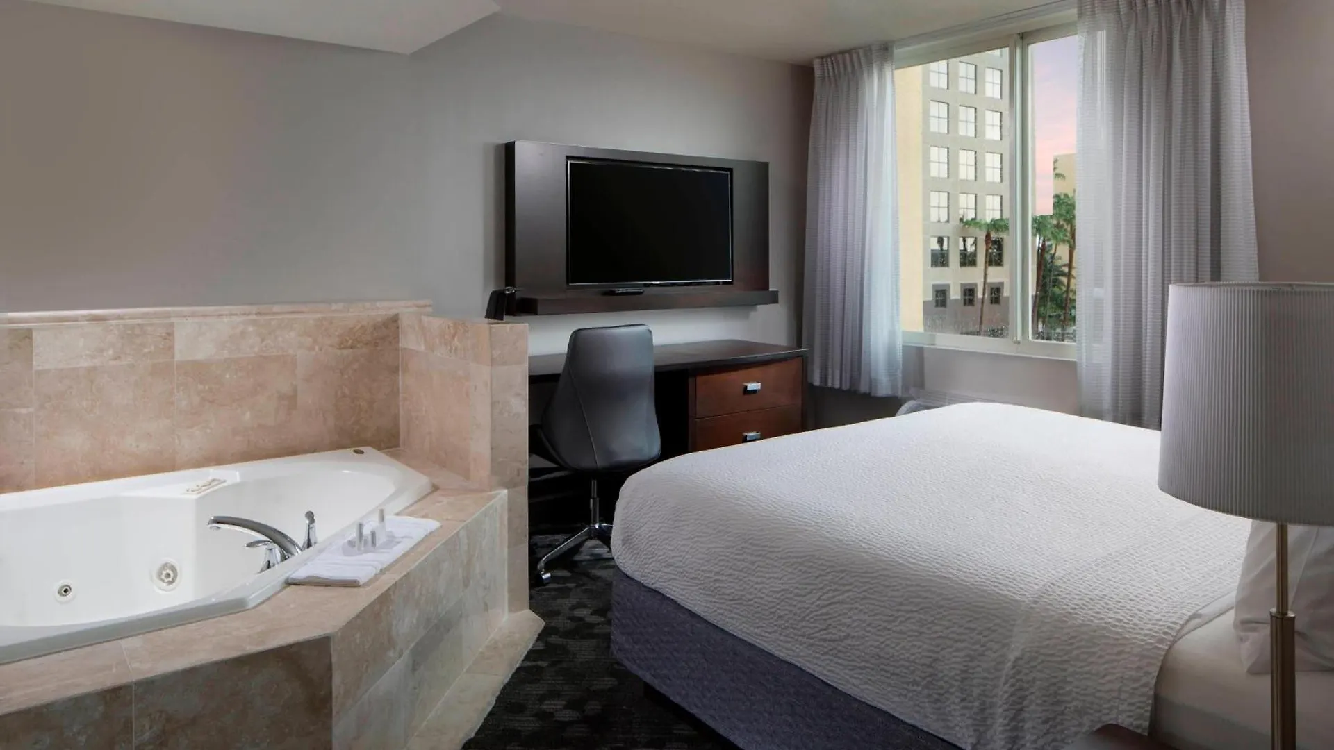 Courtyard Miami Dadeland Hotel Glenvar Heights