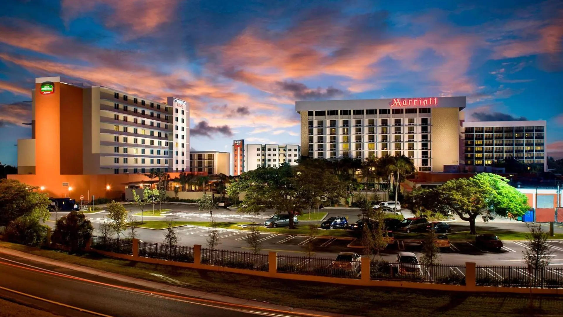 By Marriott Airport Hotel Miami