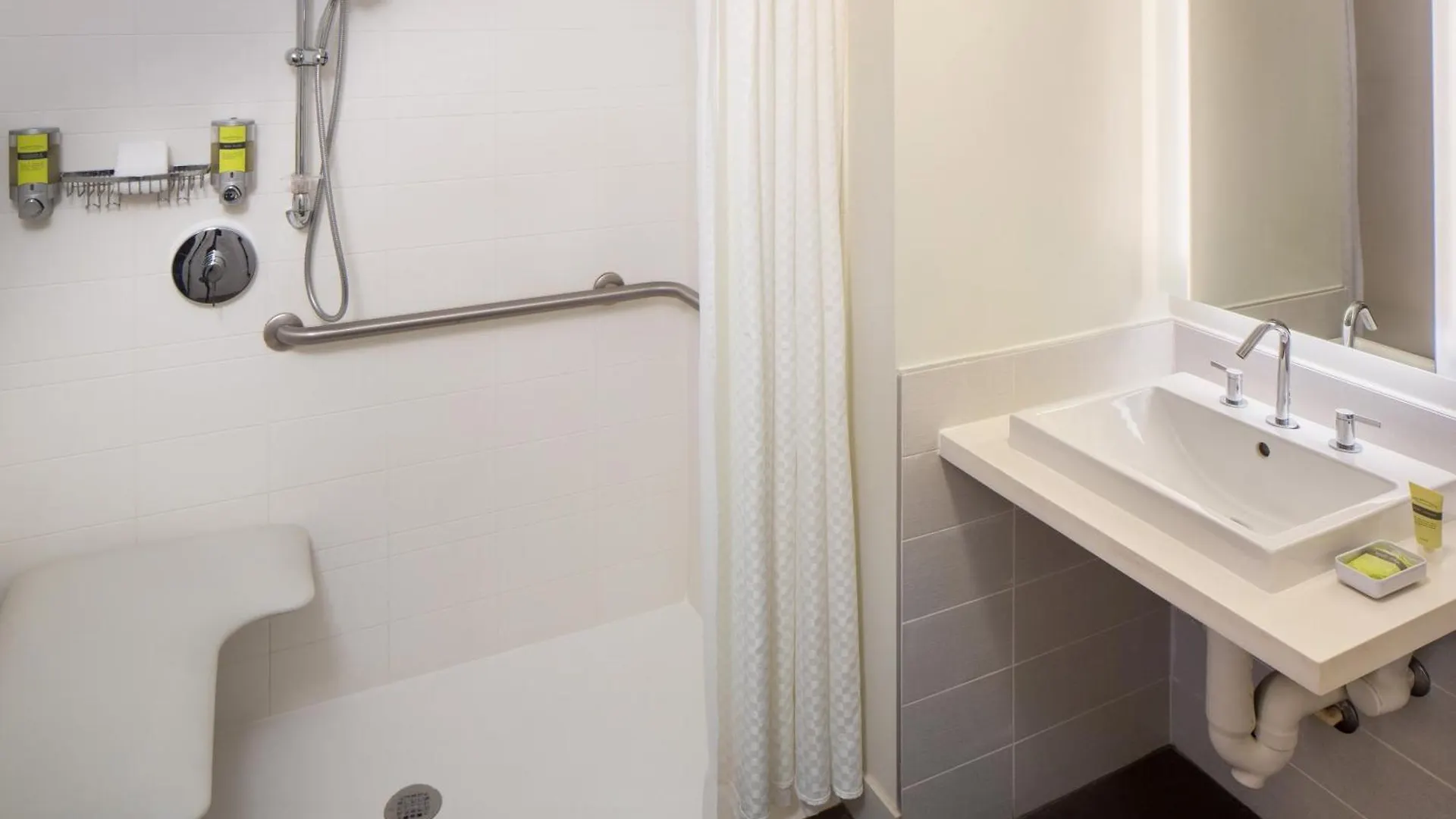 Hotel Element International Airport Miami