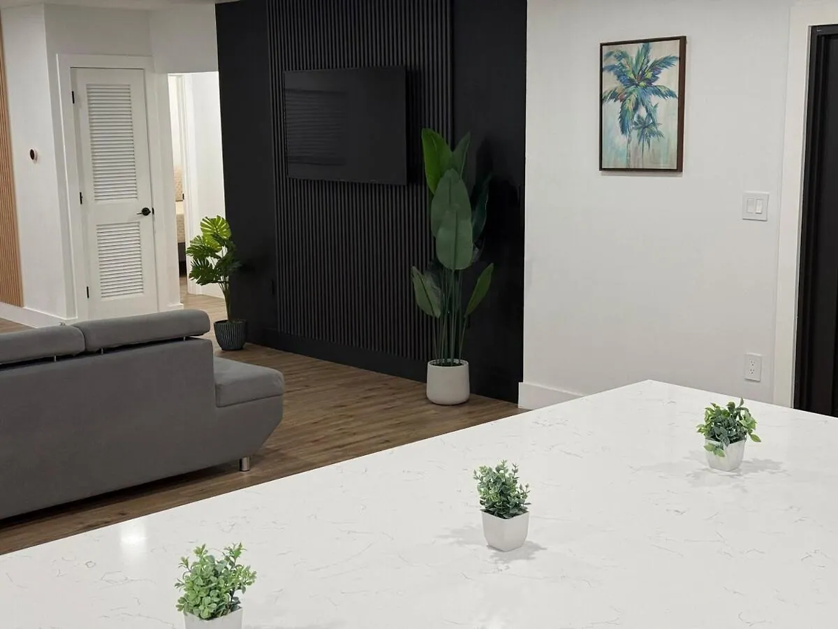 Luxe 8 Guest Little Havana Retreat * マイアミ
