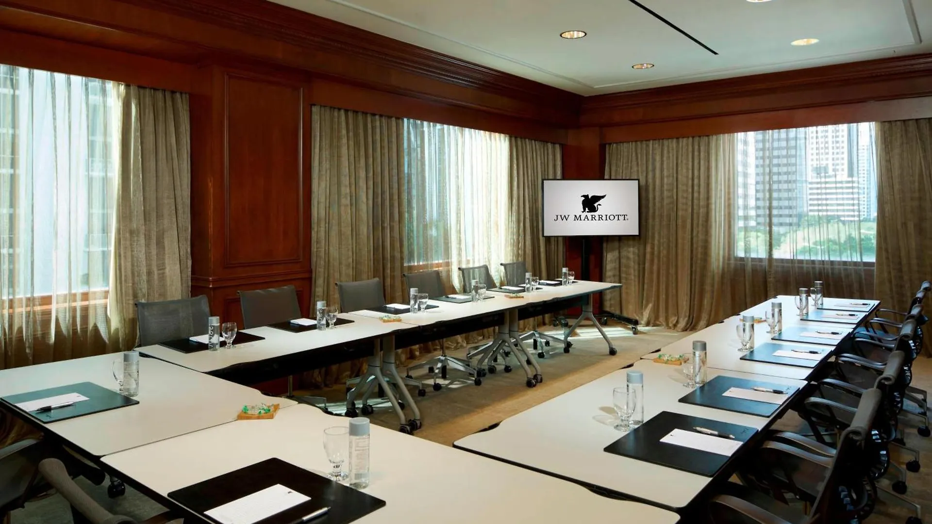Jw Marriott 5*