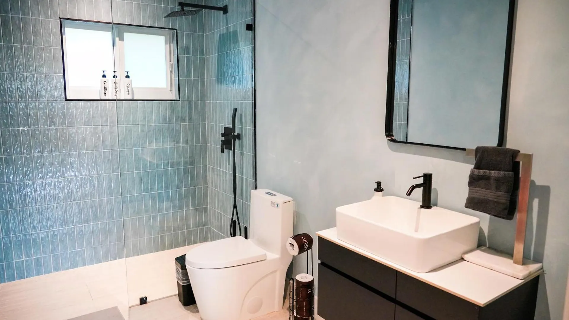 Grand Jacuzzi, Heated Pool, Games, Bb Court L20 Vakantiehuis