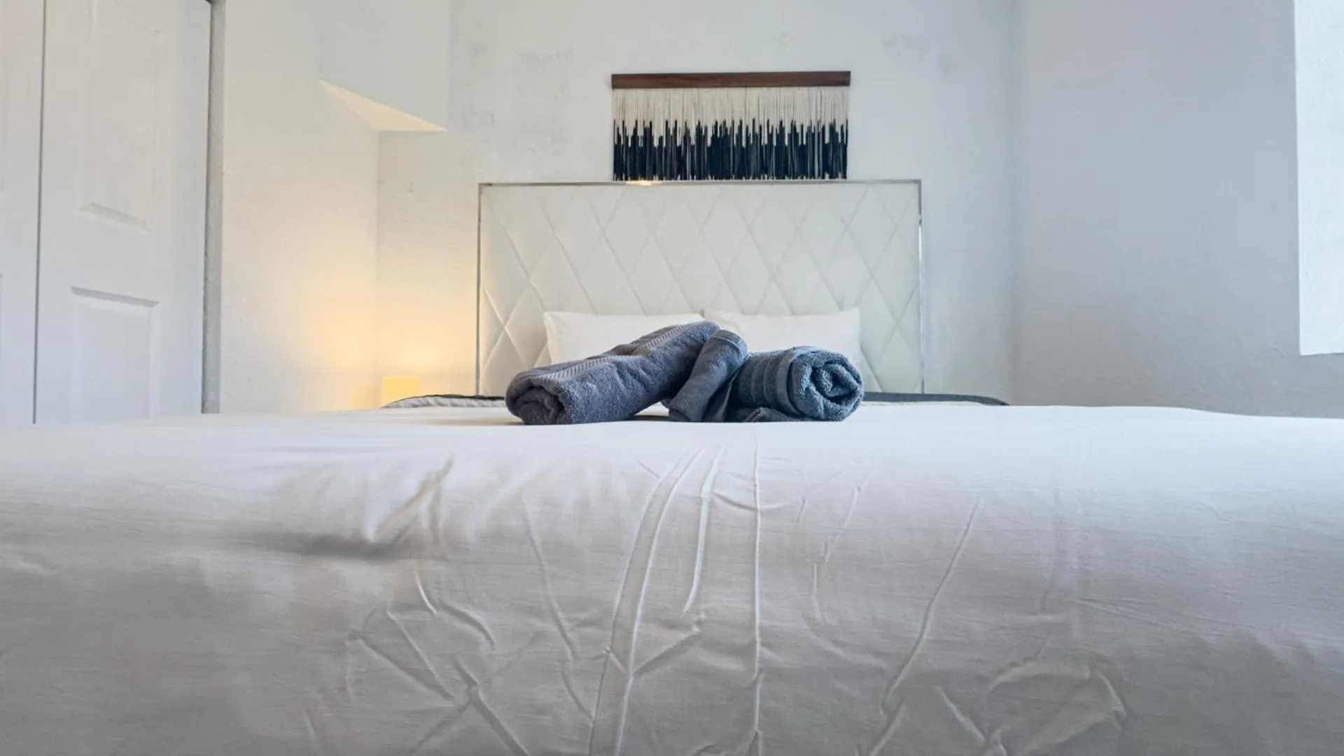 Dos Casitas Design District #1 - 3 Bedroom House