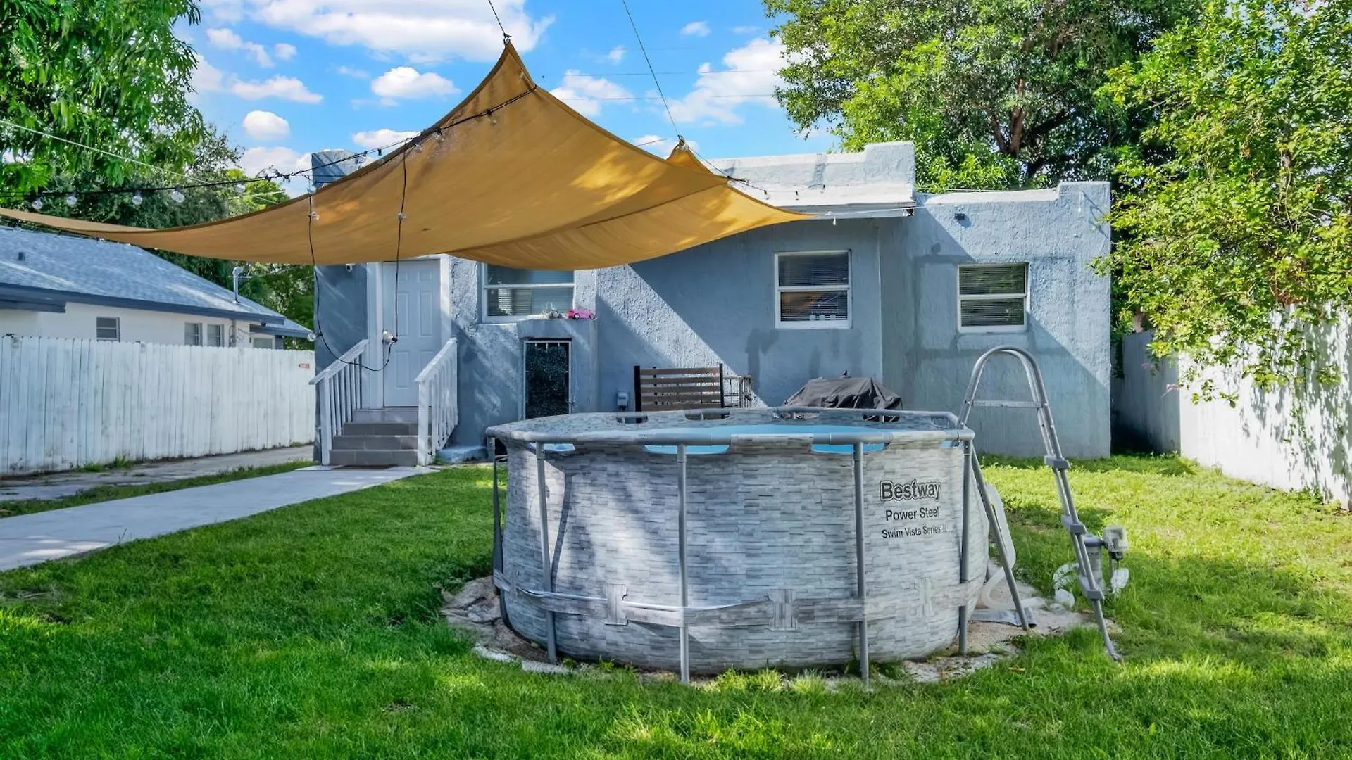 Dos Casitas Design District #1 - 3 Bedroom House Holiday home Miami