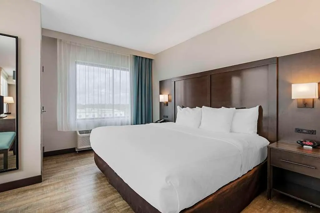 Comfort & Miami International Airport