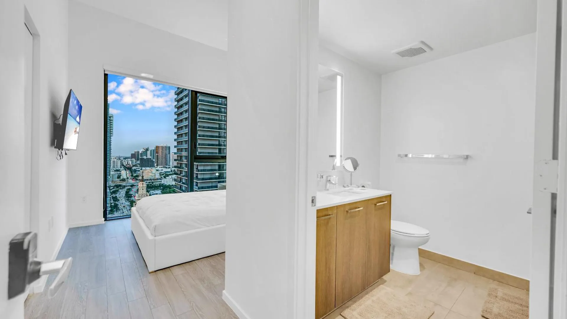 Penthouse Unit In The Heart Of アパート マイアミ