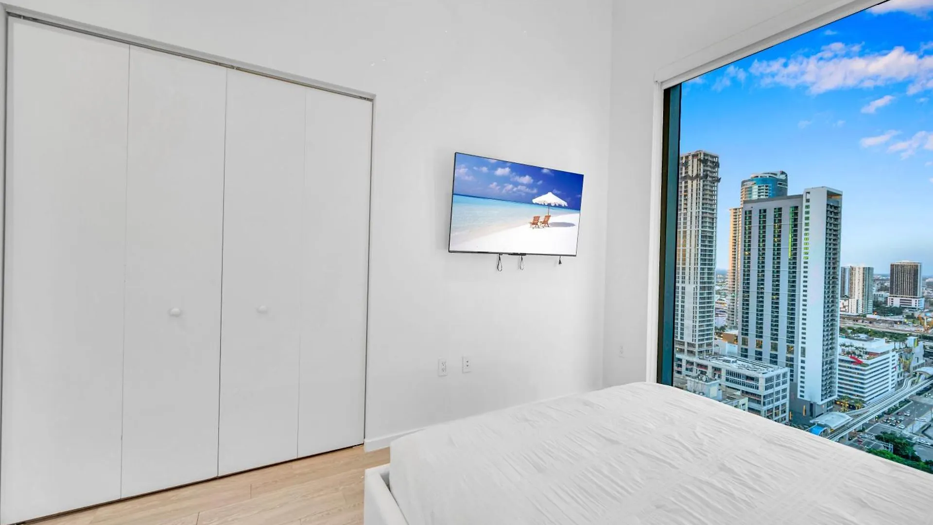 Penthouse Unit In The Heart Of アパート