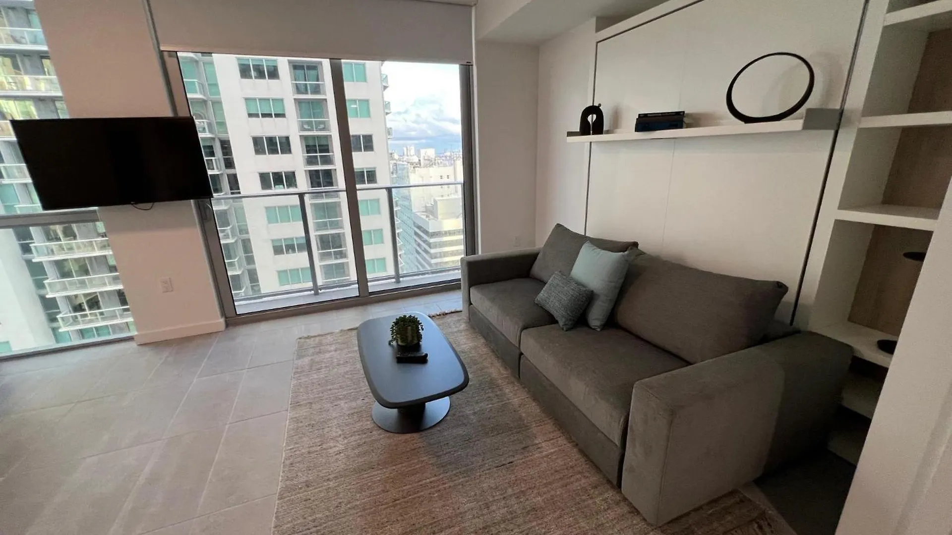 227-2113ic Downtown Miami