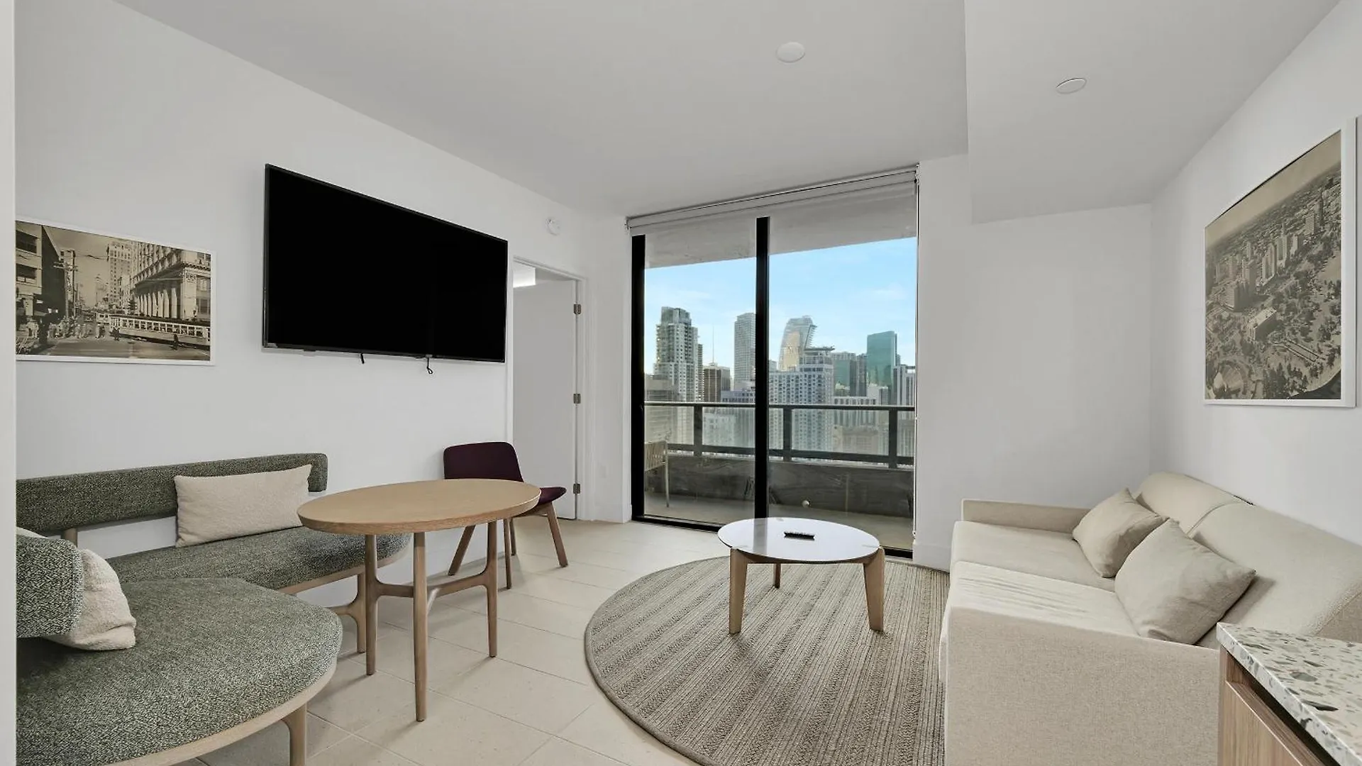 Luxury 1 Bedroom And Comfort Steps From The Kaysea Center & Port -daily Fee And Parking Not Included *