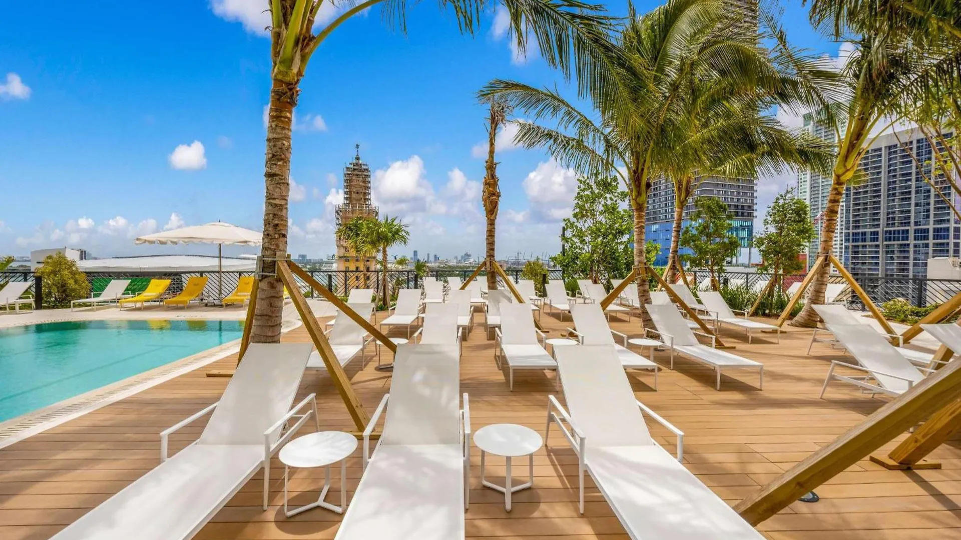 Contemporary Getaway With Skyline & Bay Views Holiday home Miami