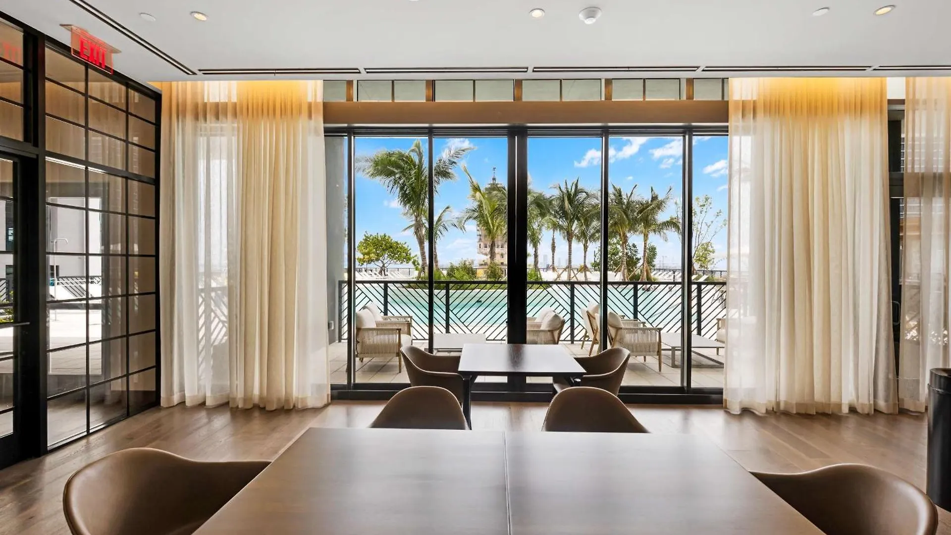 Contemporary Getaway With Skyline & Bay Views * Miami