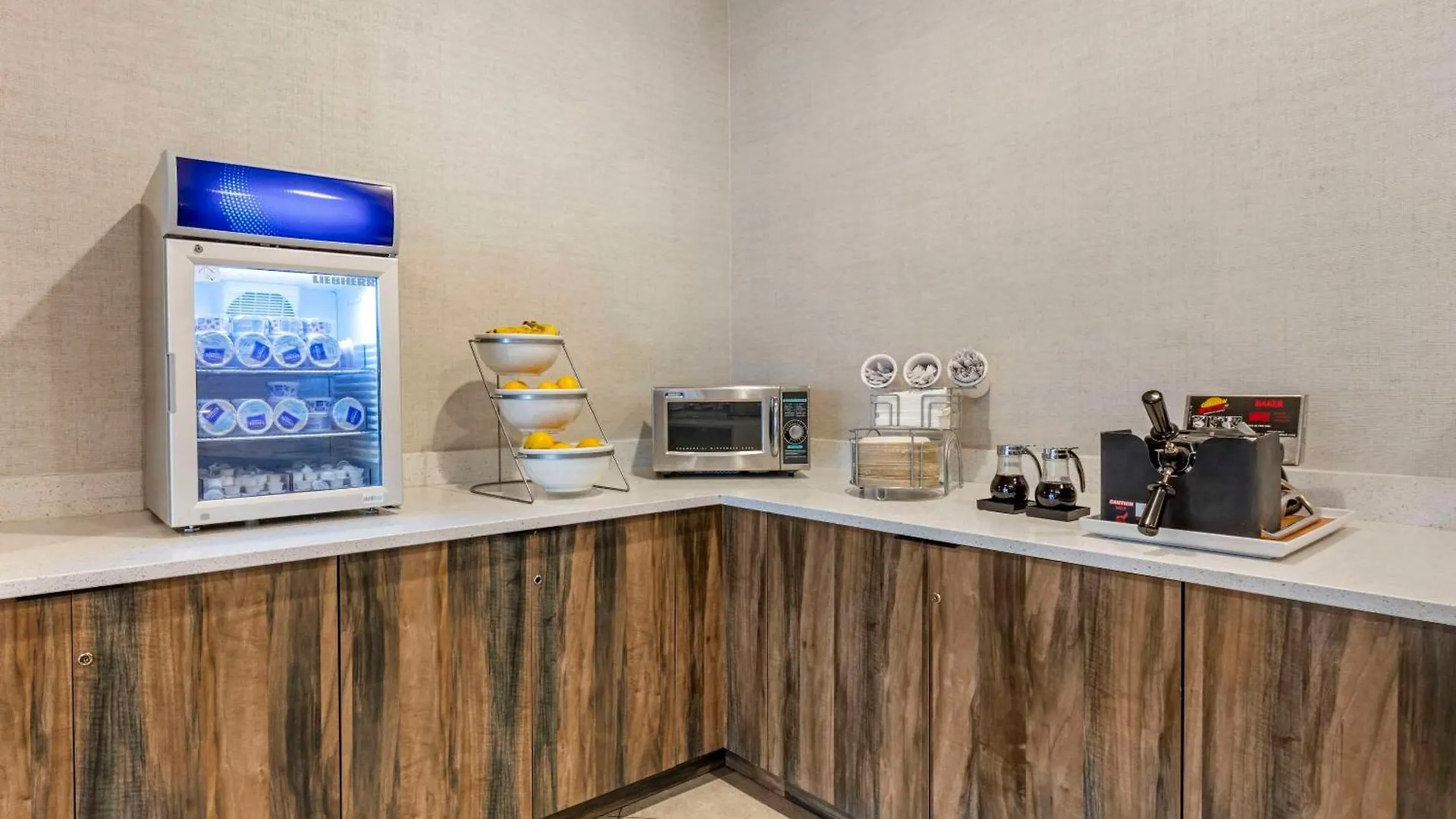 Ξενοδοχείο Comfort & Miami International Airport 3*