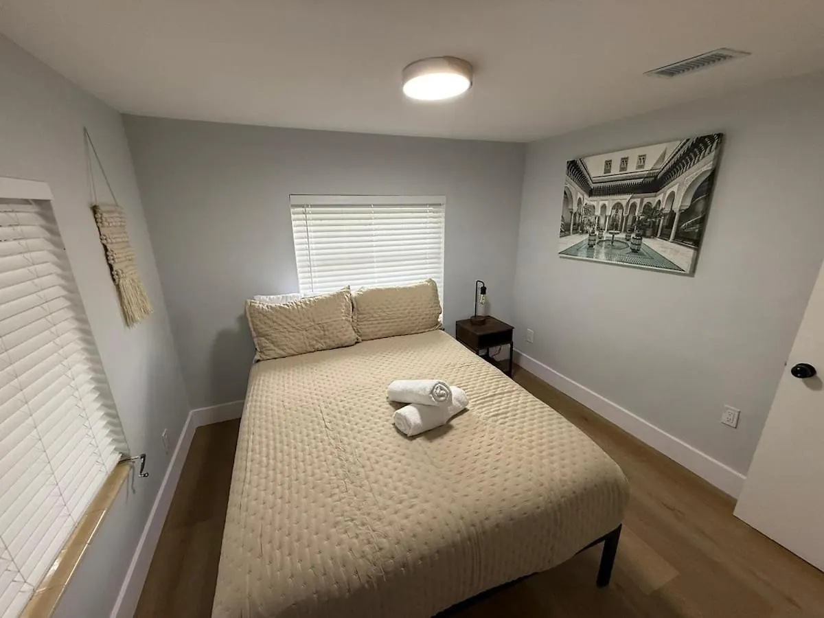Apartment Stylish Homey 4bedroom With Outdoor Pool *