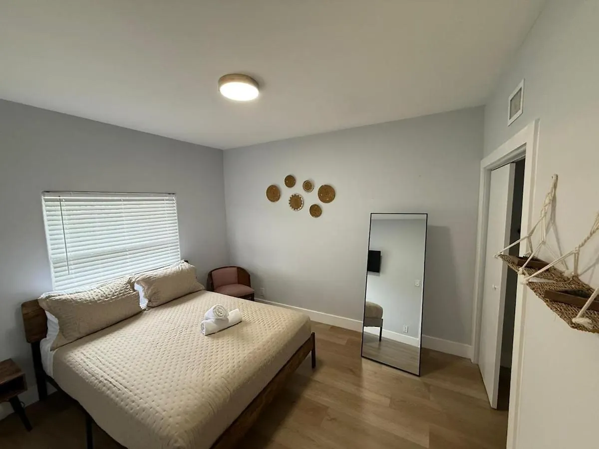 Stylish Homey 4bedroom With Outdoor Pool Miami