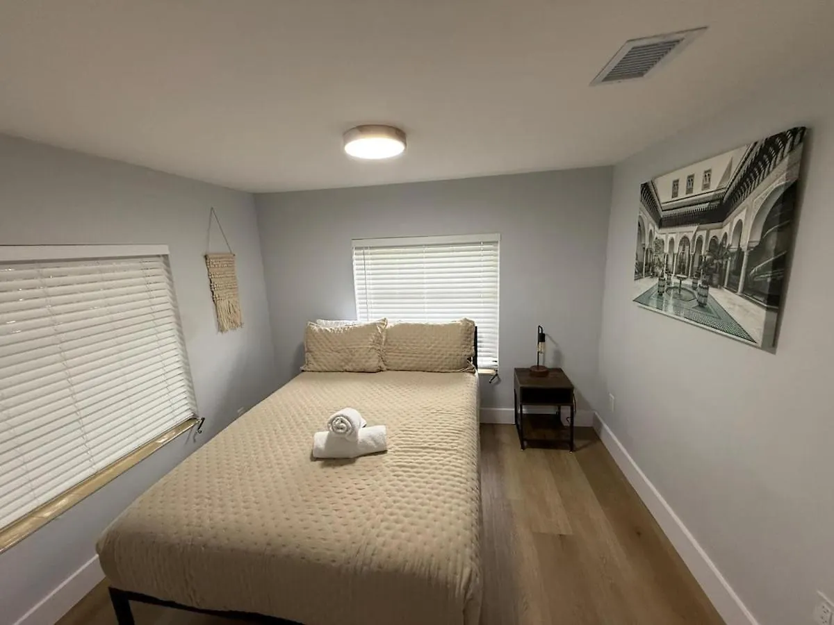 Stylish Homey 4bedroom With Outdoor Pool