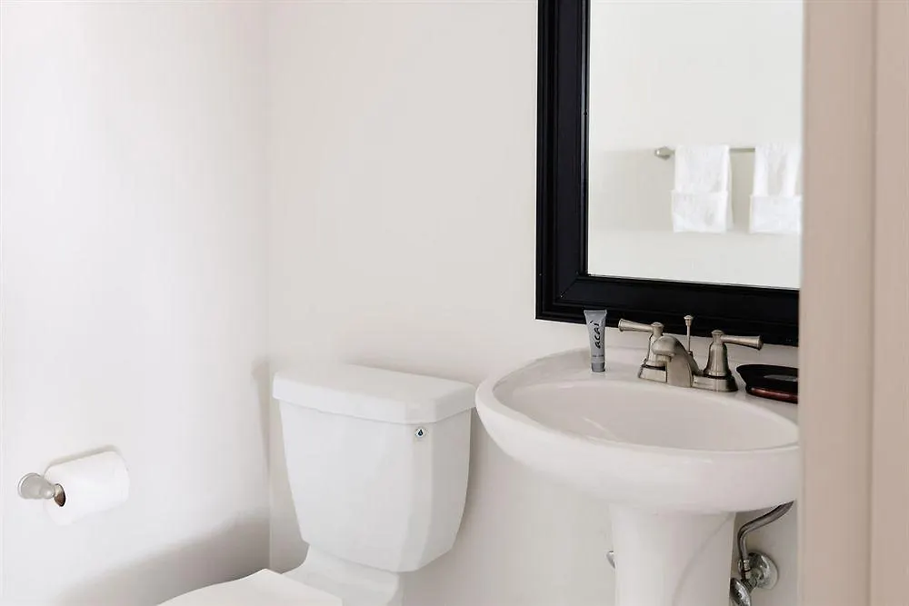 Hotel Camden Brickell Miami